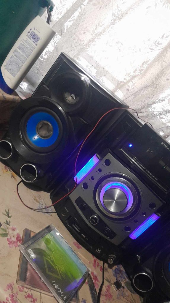 Vând  stație audio hi-fi