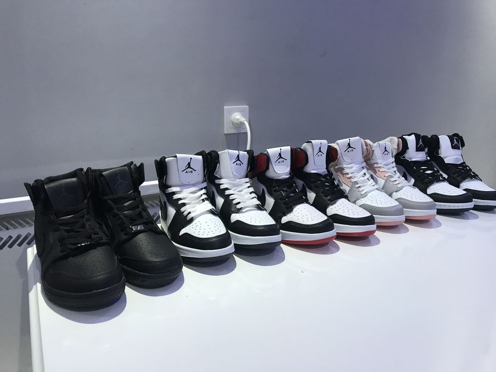 Нови маратонки Nike Air Jordan 1