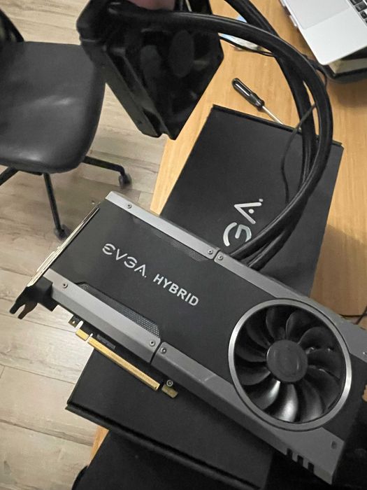EVGA GeForce GTX 1080 FTW GAMING Hyvrid - racire apa + aer