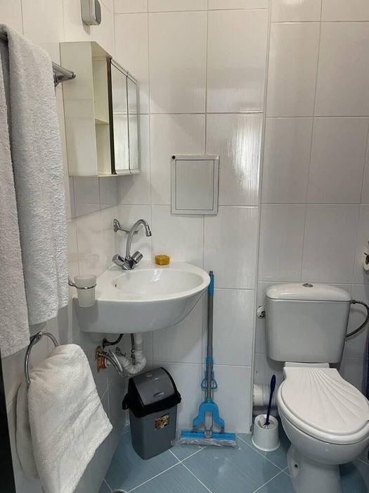 Дава се под наем Двустаен апартамент в Бургас, Лазур - 70 кв.м за 408 € - Снимка #5