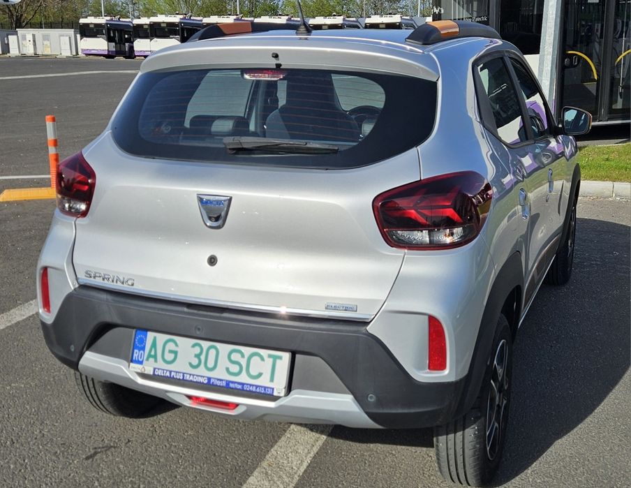 Vând Dacia Spring