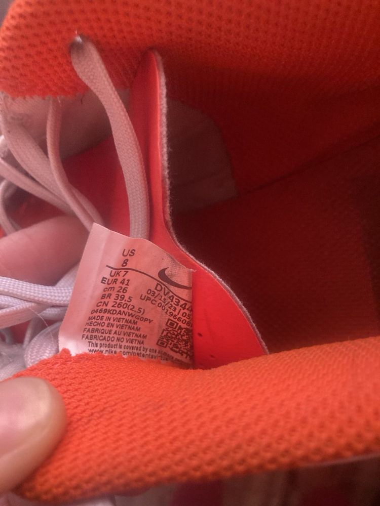 Бутонки nike 41 номер