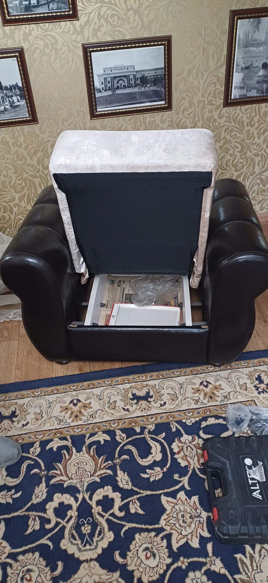 турецкие Embood    Диван и две кресла