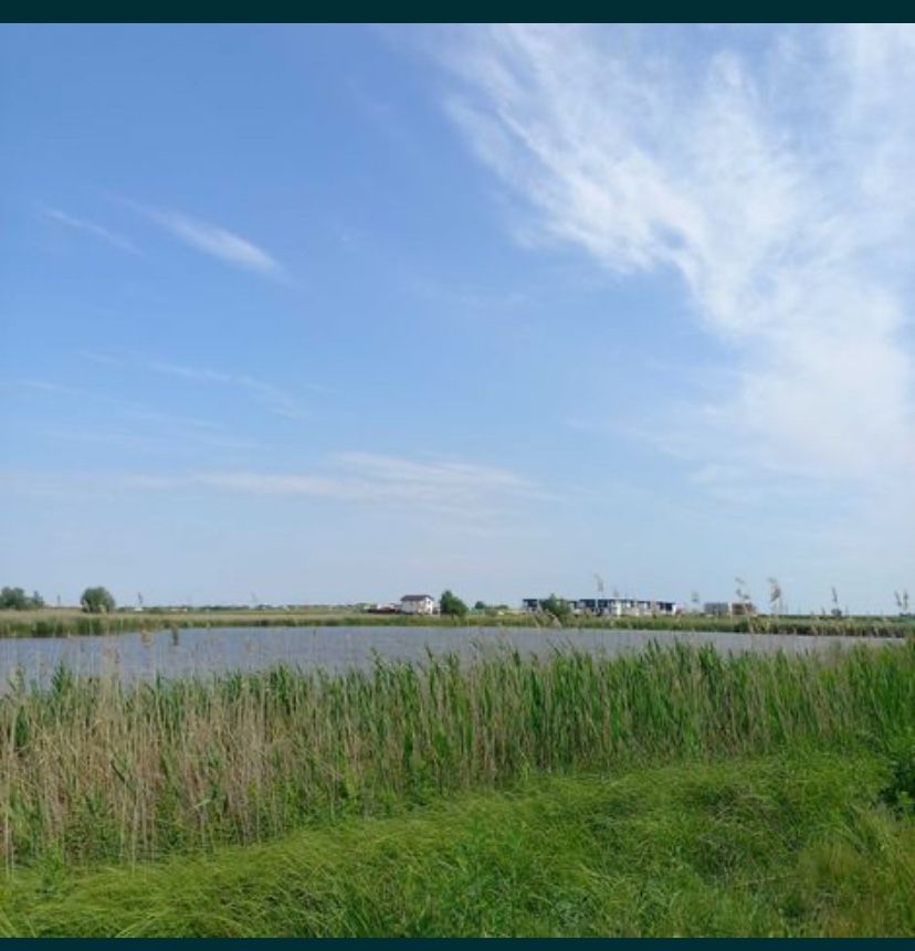 Teren intravilan cu vedere la lac