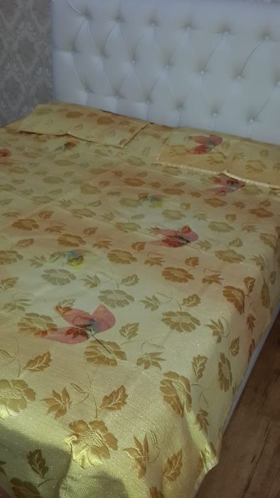 Продам новое покрывало Турция