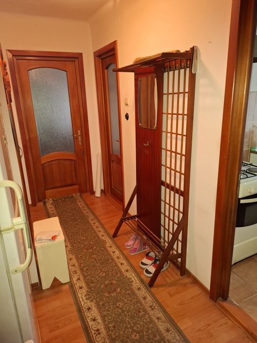 Vând apartament 3 camere, 3/3, șarpantă, boxă, zonă ultracentrală