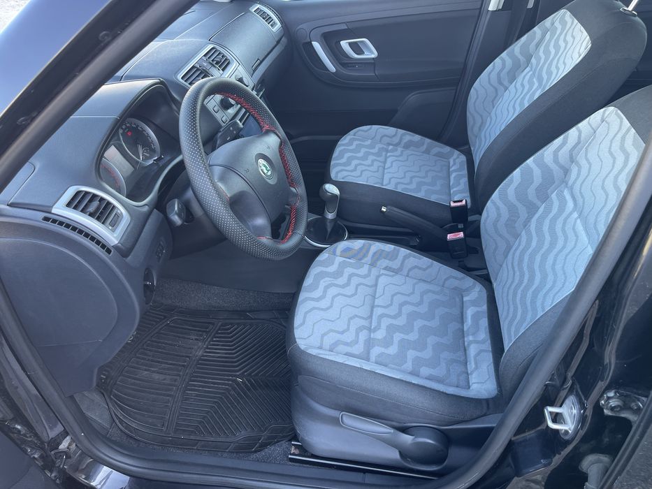Skoda Fabia 1.2 MPI,navigatie,Klima,geamuri electrice