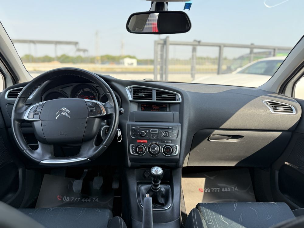 Citroen C4 1.6E-HDI* 115к.с* 2013г* 147.000КМ* НОВА*