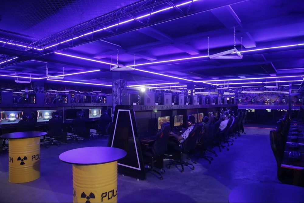 Daromadli biznes va bino sotiladi!