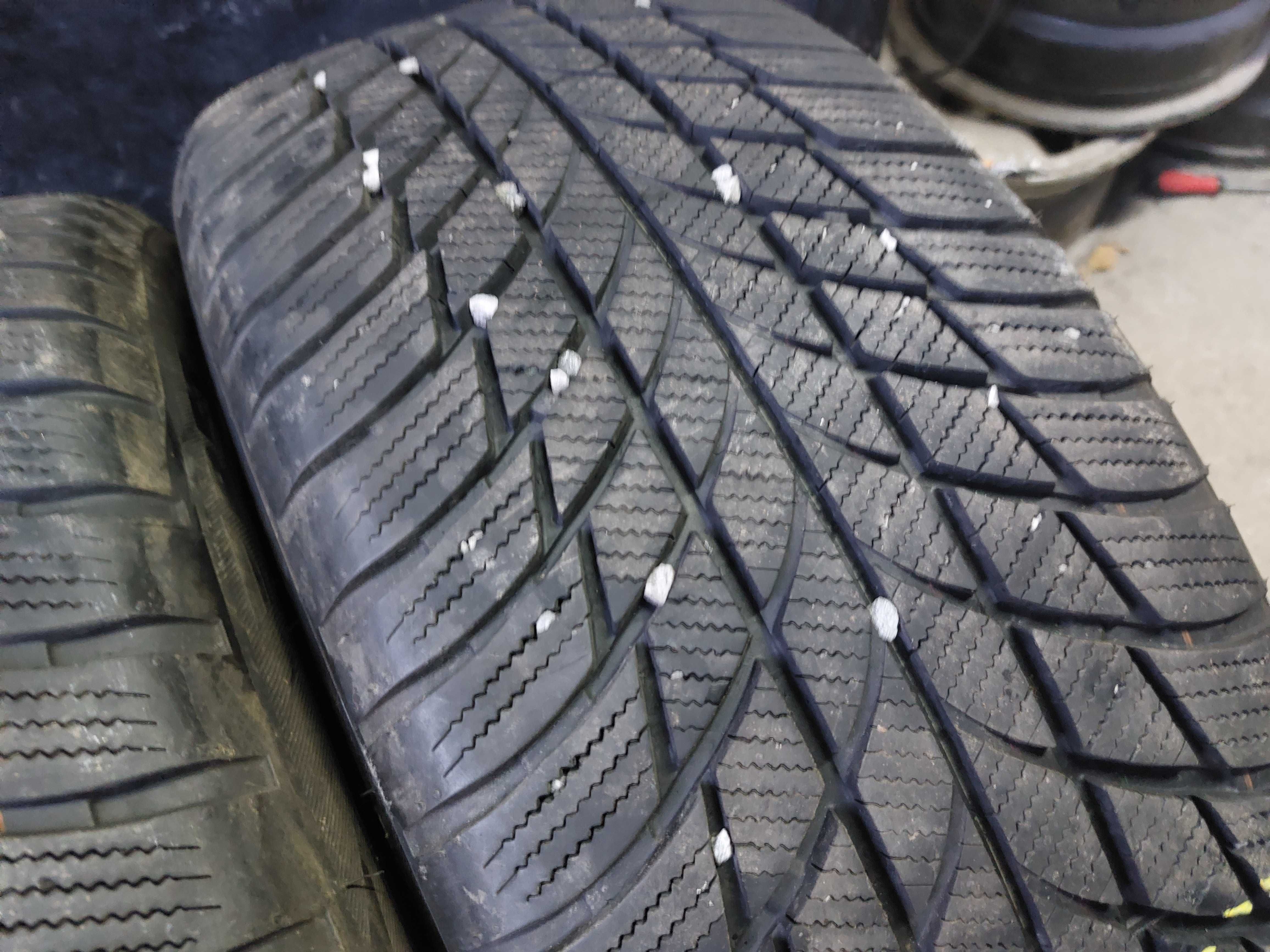 4бр.зимни BRIDGESTONE 225/50/18 RSC 95H DOT 4016