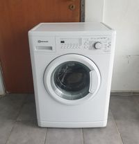 Masina de spălat rufe Bauknecht,  waa 5733 AA