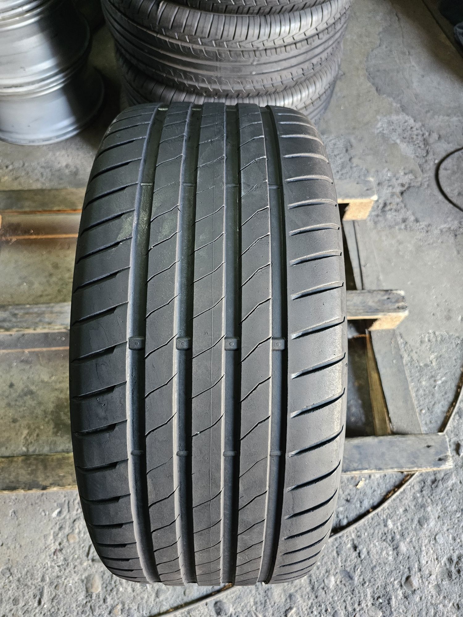 1 anvelopa vara 255 40 20 Bridgestone Potenza Sport 2022