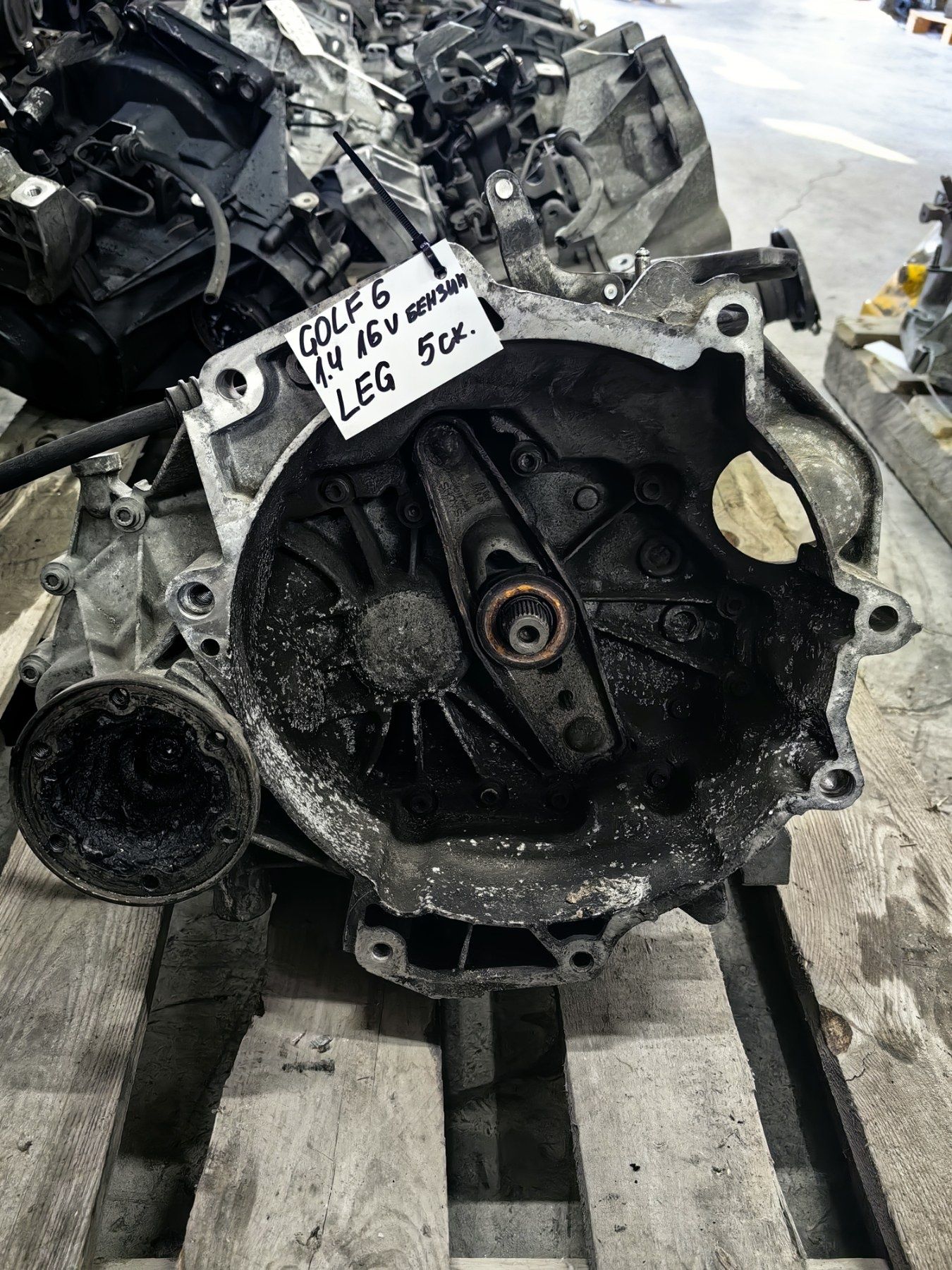 Ръчна скоростна кутия Volkswagen Golf 6 1.4 16V Бензин 5 ск - LEG
