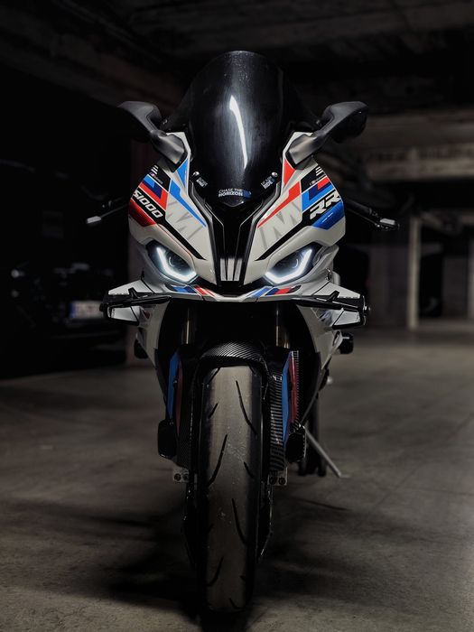 Bmw s1000rr 2024 - 16000km, jante carbon, evacuare race, stare perfect