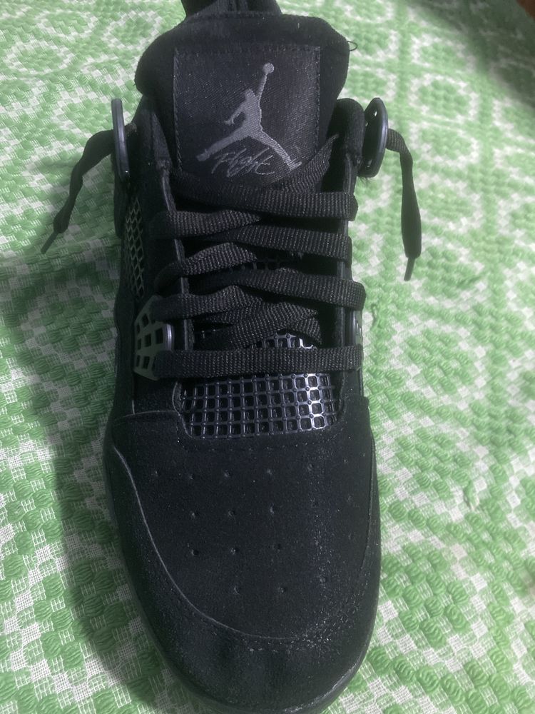 Jordan 4 black cat negociabil