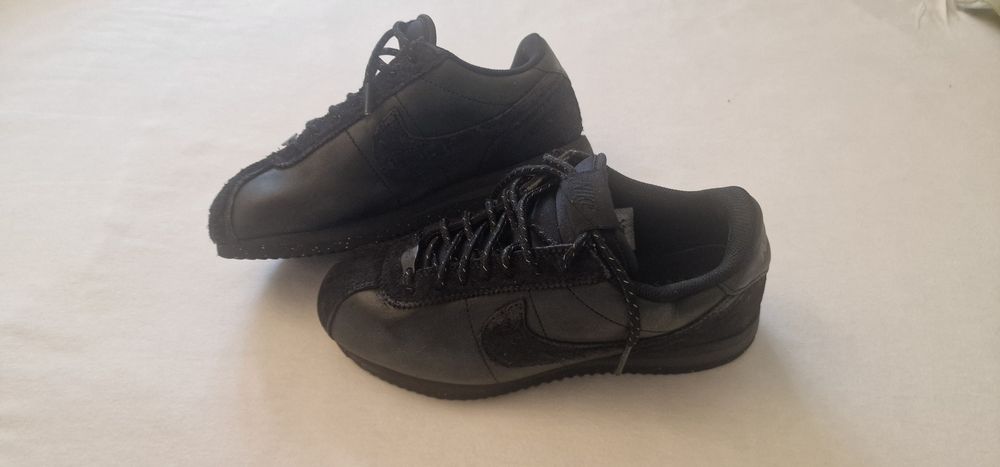 Adidasi nike originali