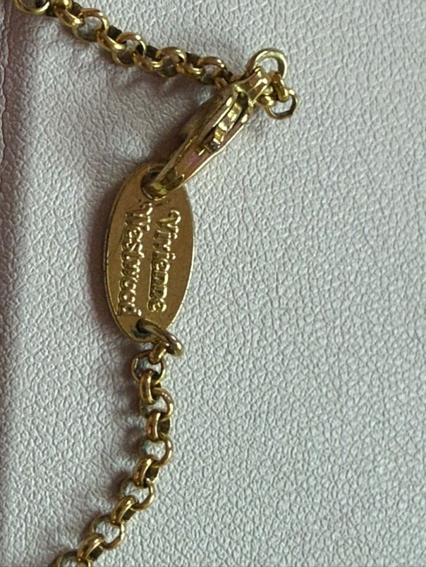 Viviene Westwood колие