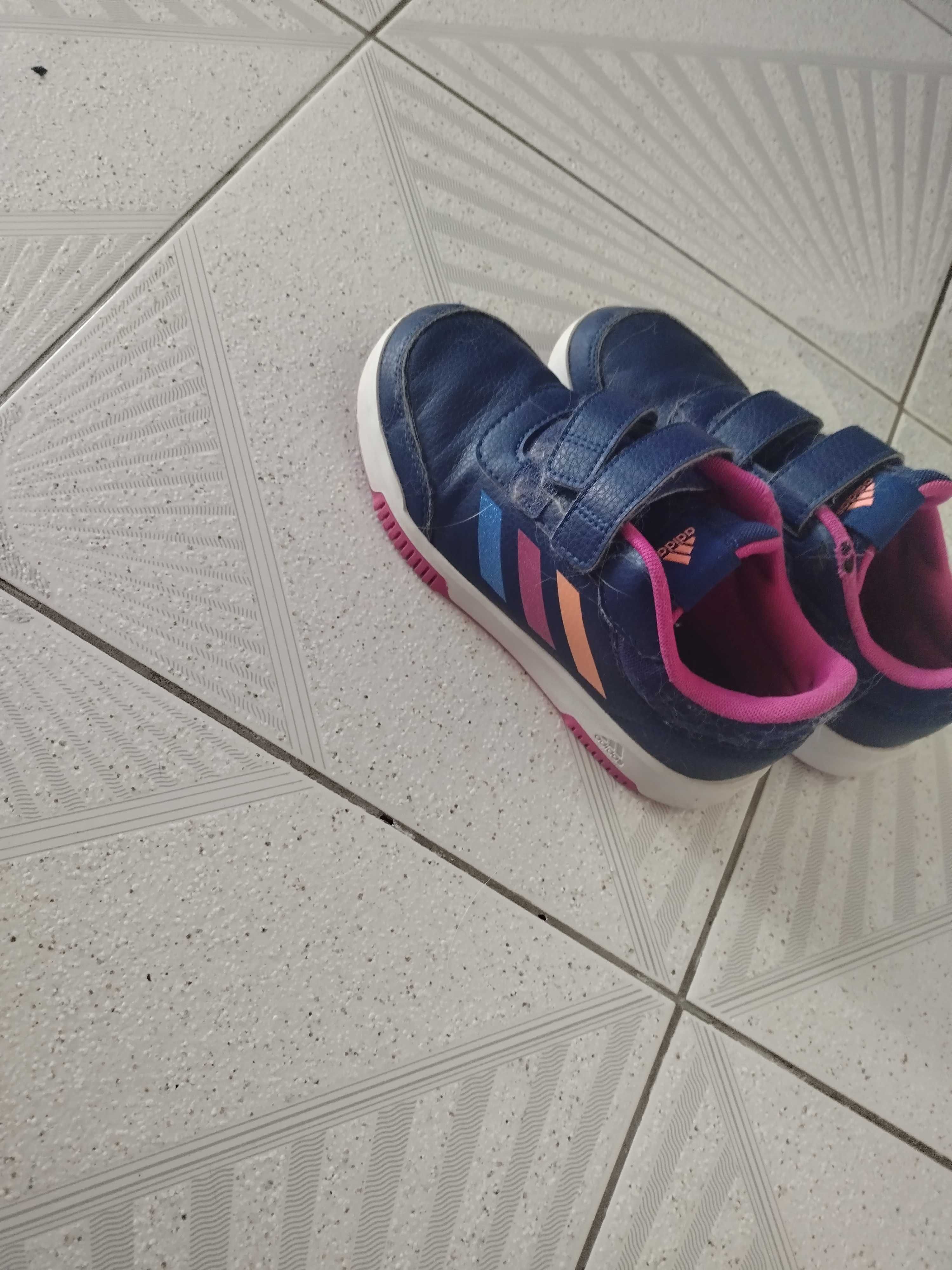 Маратонки adidas детски