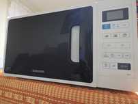 Cuptor microunde Samsung