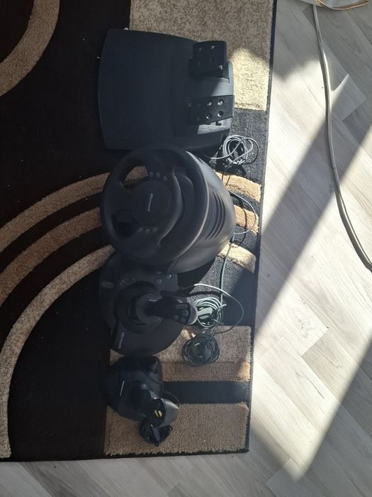 Set volan și joystick-uri gaming Microsoft + Thrustmaster (retro, cole