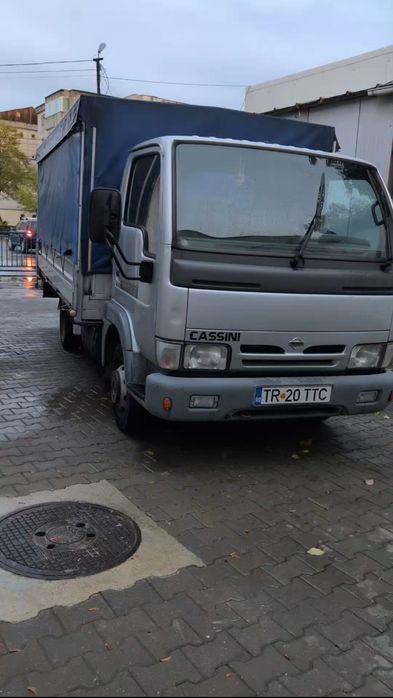 Transport marfă / mobilă / diverse obiecte – carosată 3.7m x 2.1m