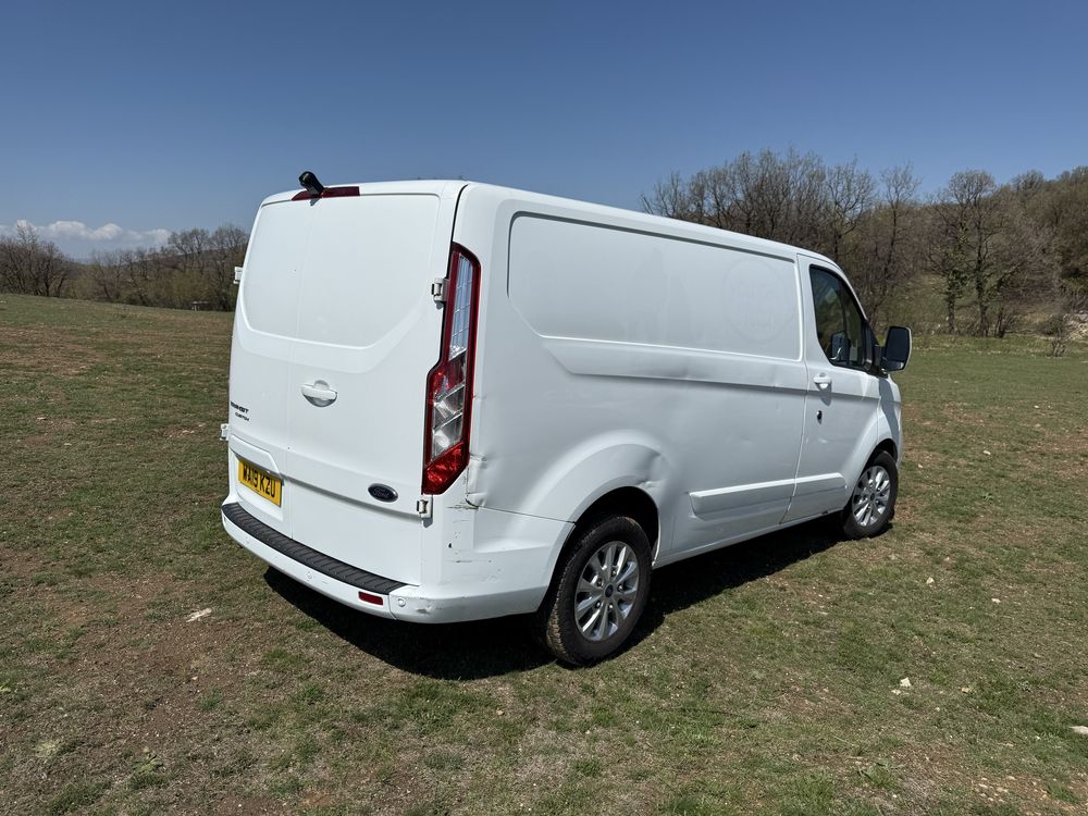 Продава се: Ford Transit Custom 2019 – Чисто нов двигател!