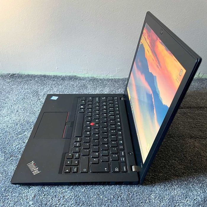 Core i5-8350u, 8GB RAM Lenovo ThinkPad X280 - 256GB NVMe SSD PCIe