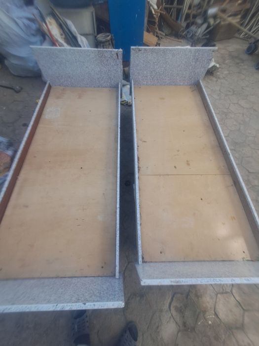 Диван кроват сотилади.