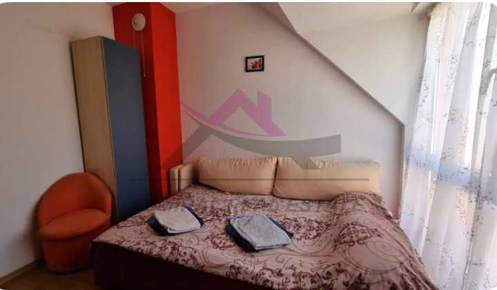 Дава се под наем Тристаен апартамент в Варна, Базар Левски - 70 кв.м за 475 € - Снимка #4