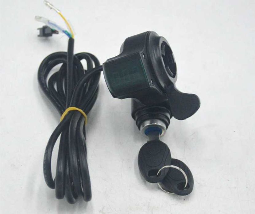 acceleratie cu maner display si contact biciclete,trotinete electrice