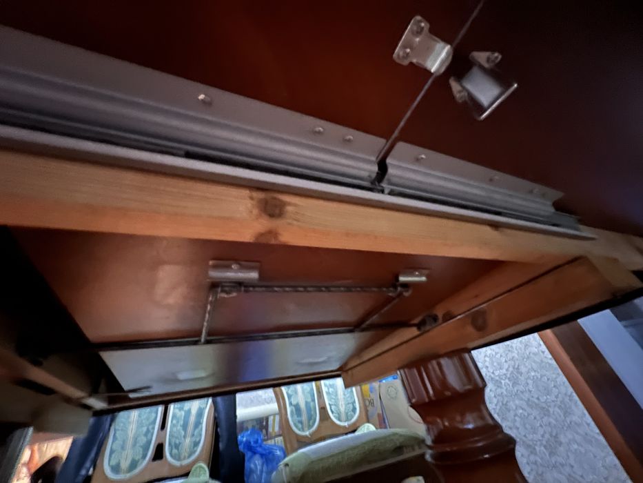 Стол и  8 стульев