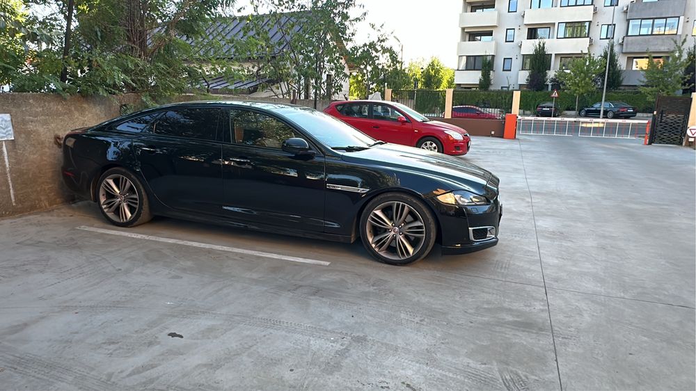 Vand jaguar xj portofolio long pachet r sport