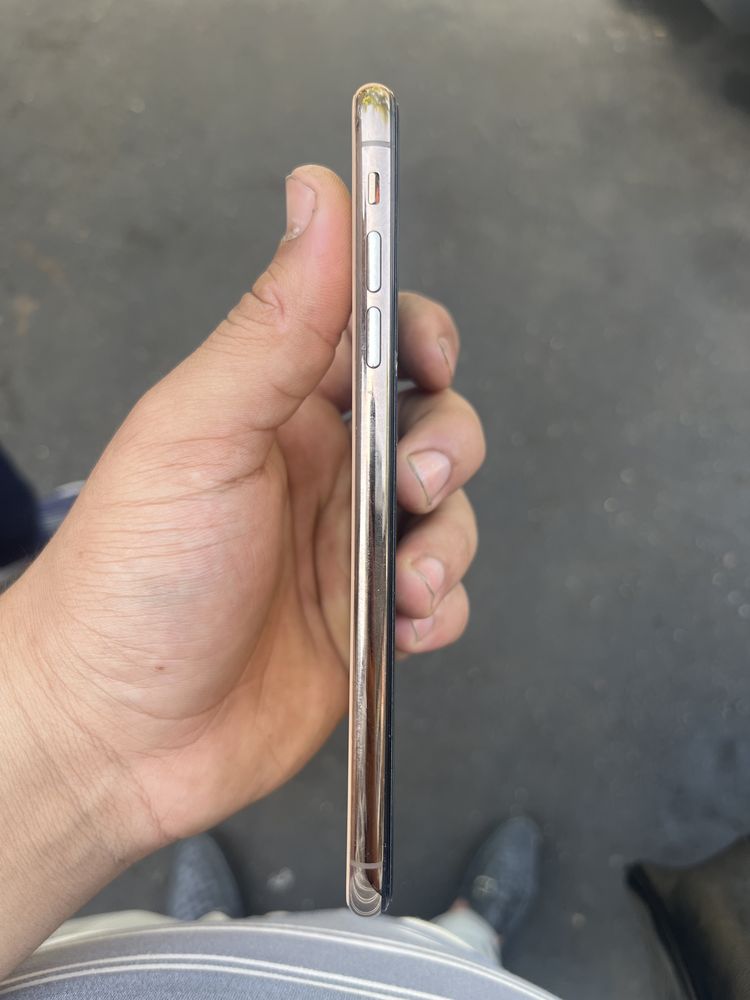 Iphone xsmax yaxshi xolatda