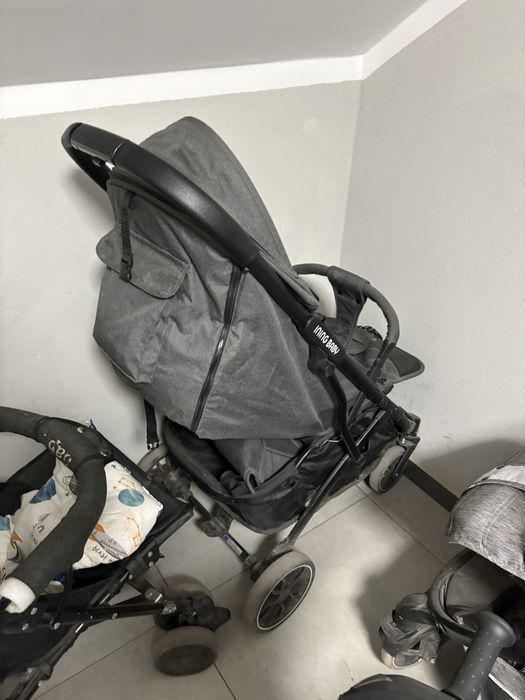 Коляска практически новая