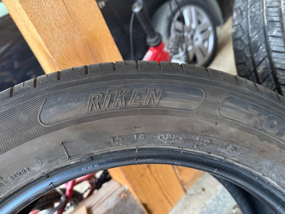 Чисто нови гуми 225/60/18