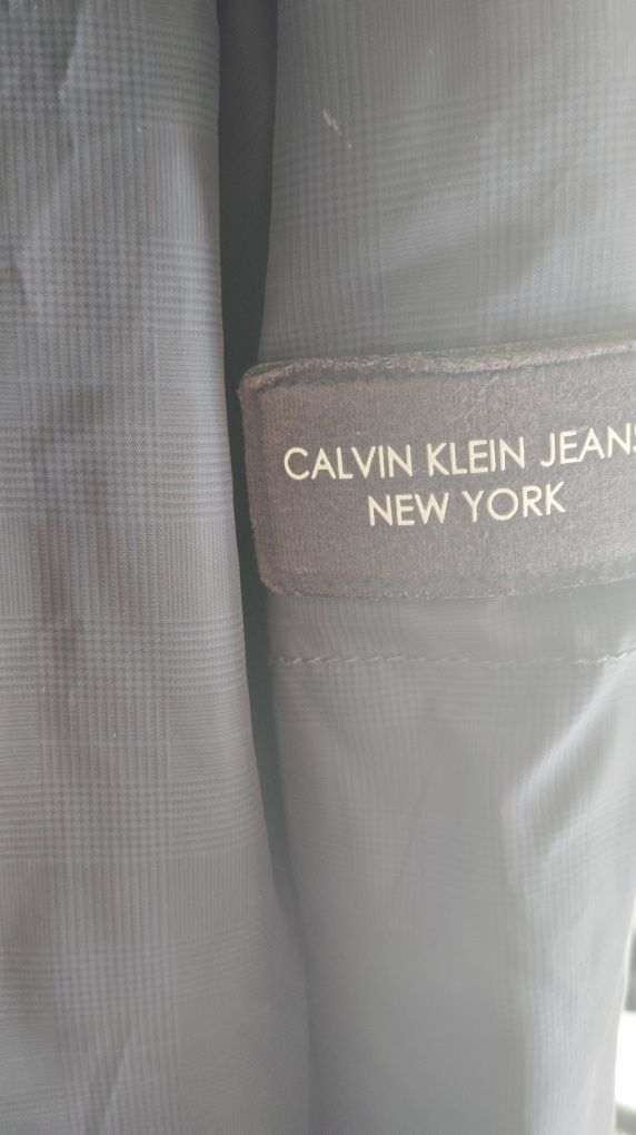 Greaca Calvin Klein