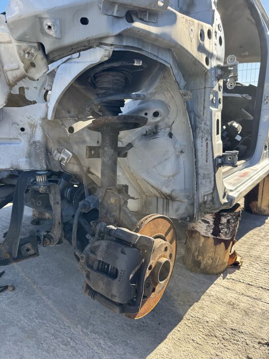 Fuzeta fata amortizor complet cu arc flansa Renault Clio 4 2013-2020