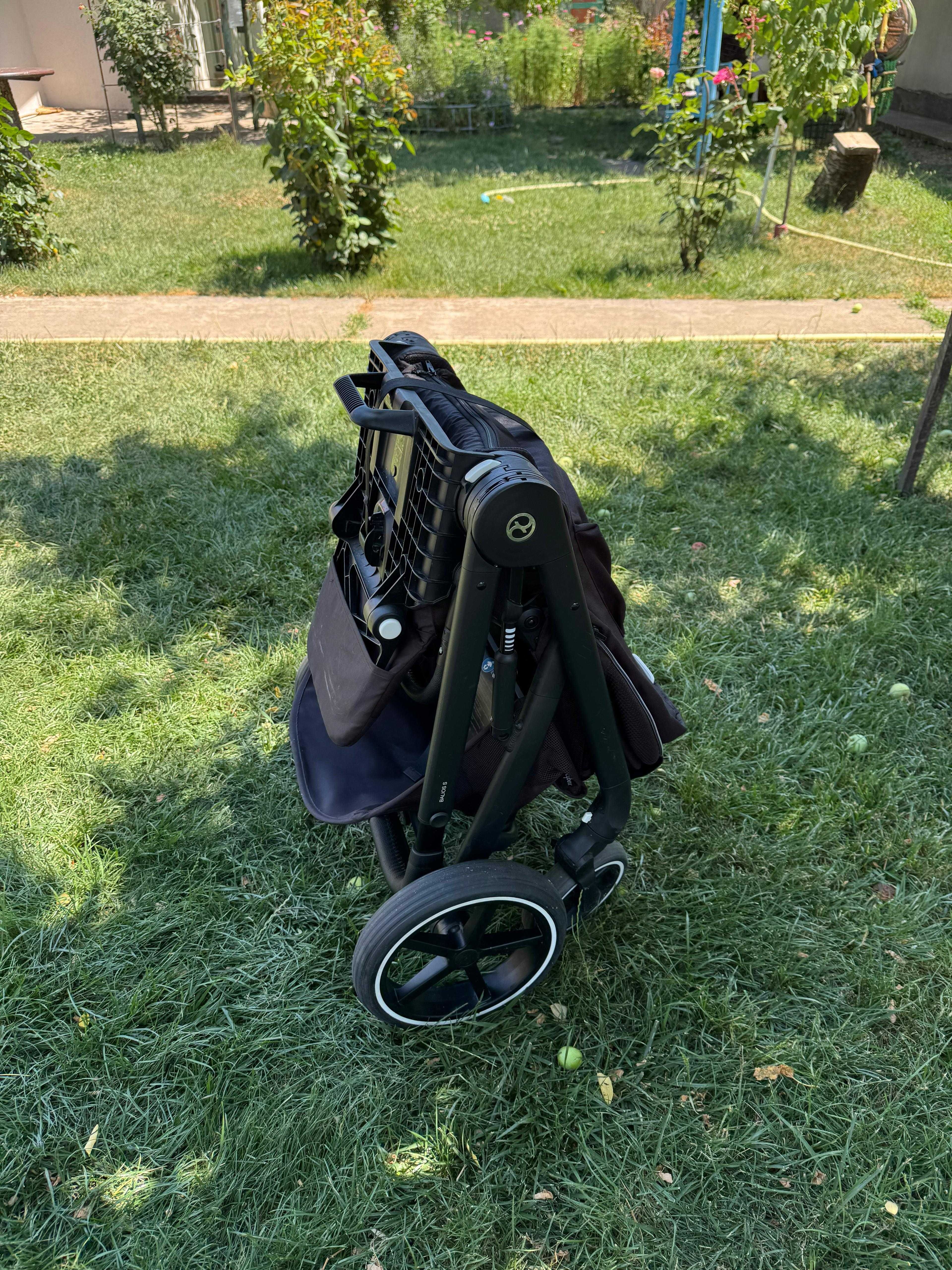 CARUCIOR CYBEX Balios S Lux Moon Black – aproape nou