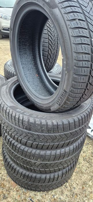 Anvelope de iarna 245/45 R18 PIRELLI SOTTOZERO 3