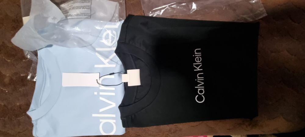 Tricouri calvin klein originale noi