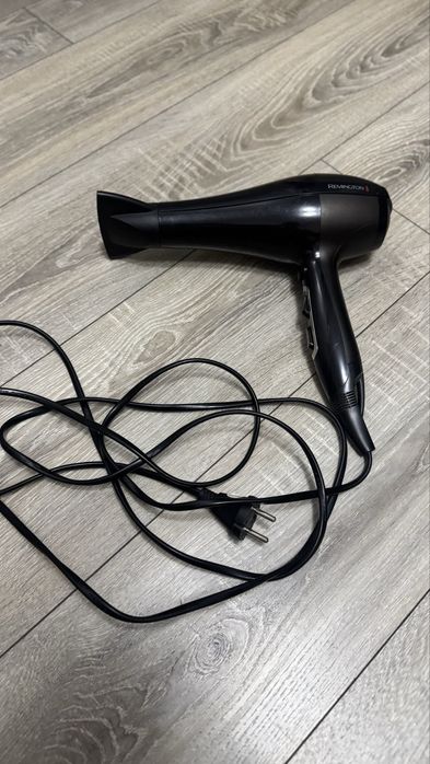 Фен Remington AC5559