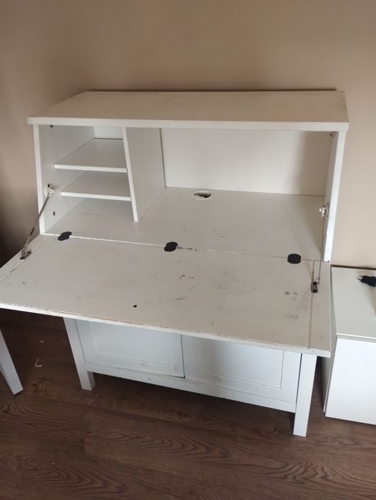 Бюро IKEA HEMNES + детски стол