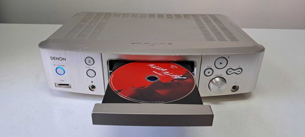 Denon RCD S 81 amplificator 100 W cu CD si tuner