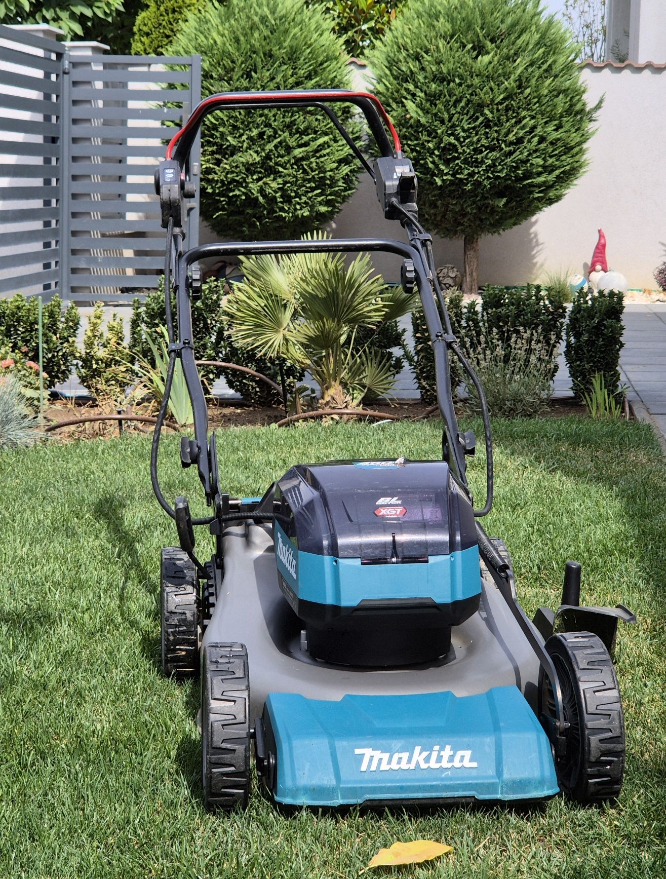 Makita LM001GZ SOLO Masina tuns gazon iarba electrica (profesionala)