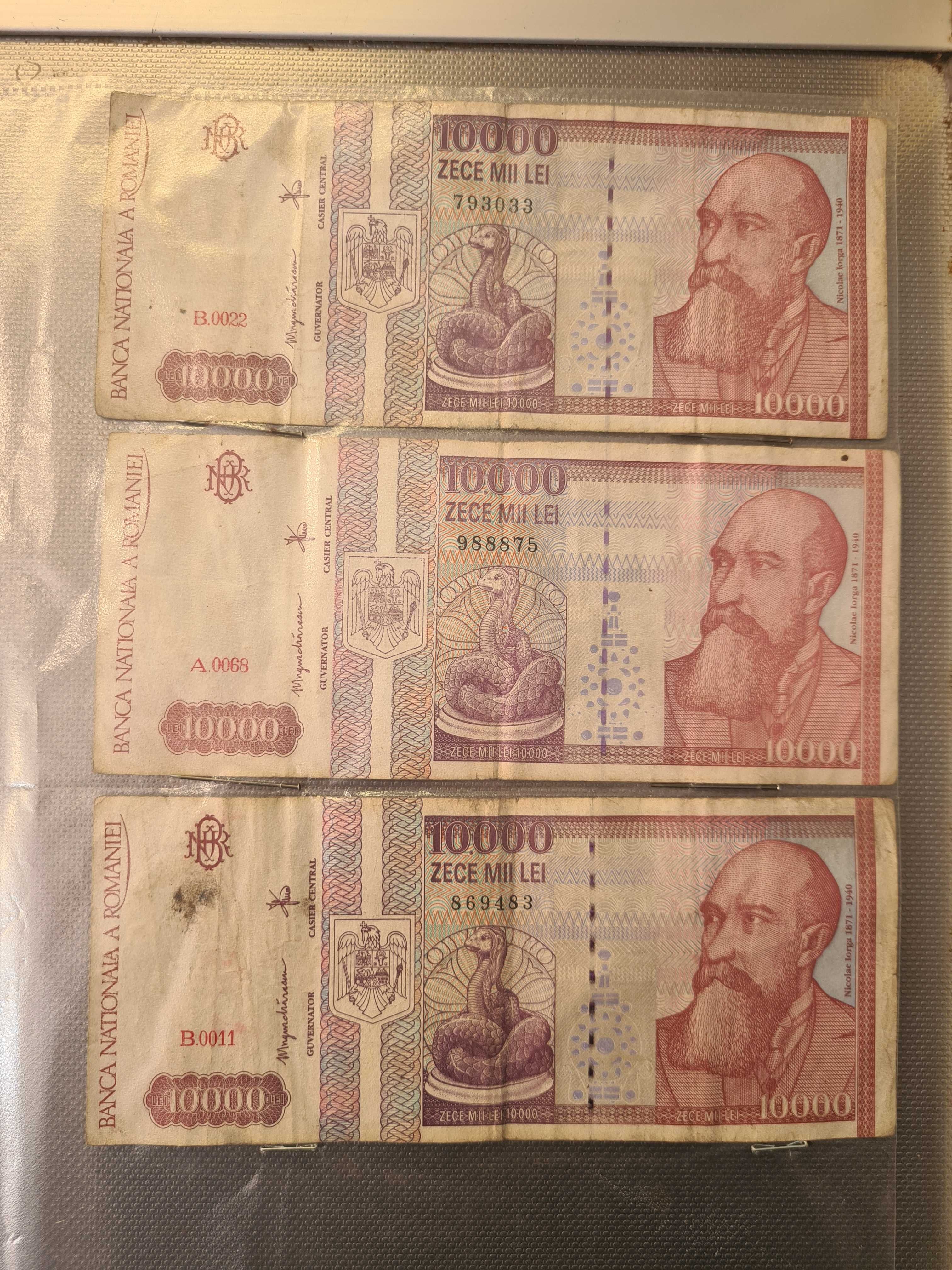 Vând Bancnote vechi si monede