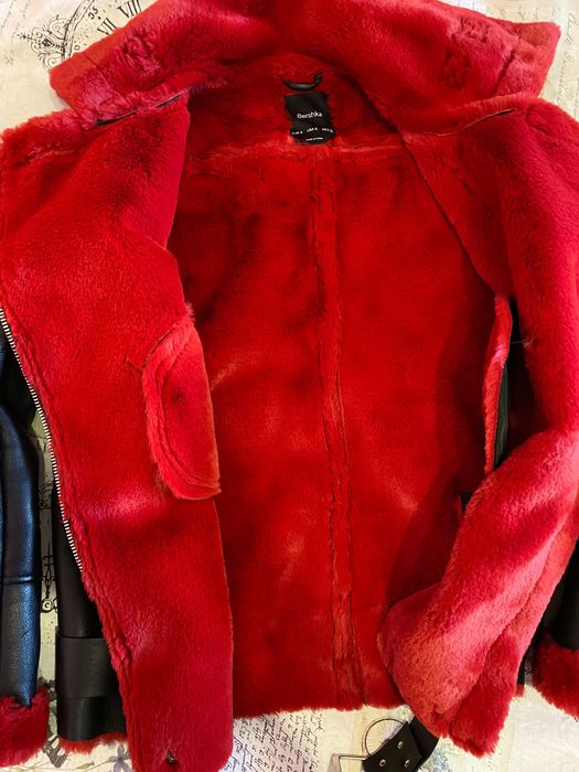 Зимно яке BERSHKA