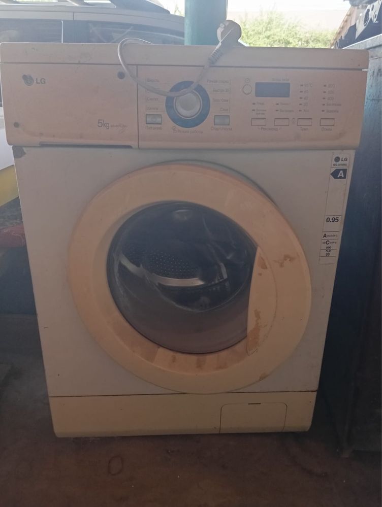 Продам стиральную машинку