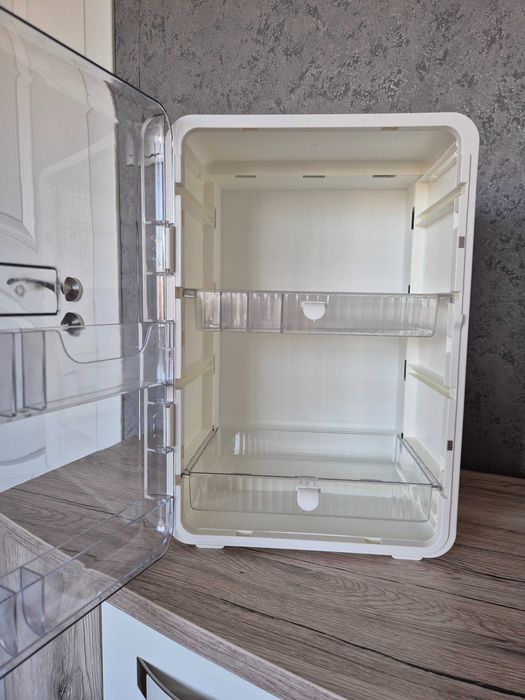 Нов органайзер за козметика