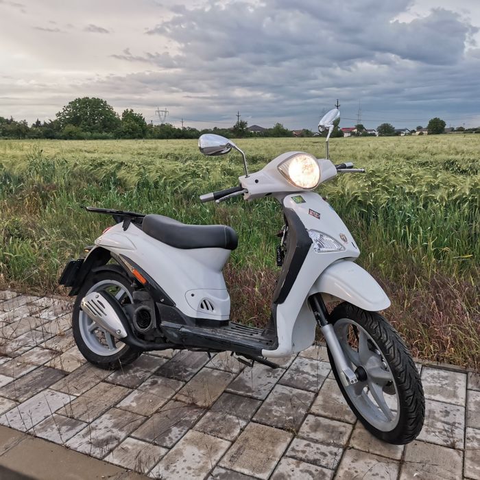 Scuter 125 schimb cu 50  Piaggio Liberty