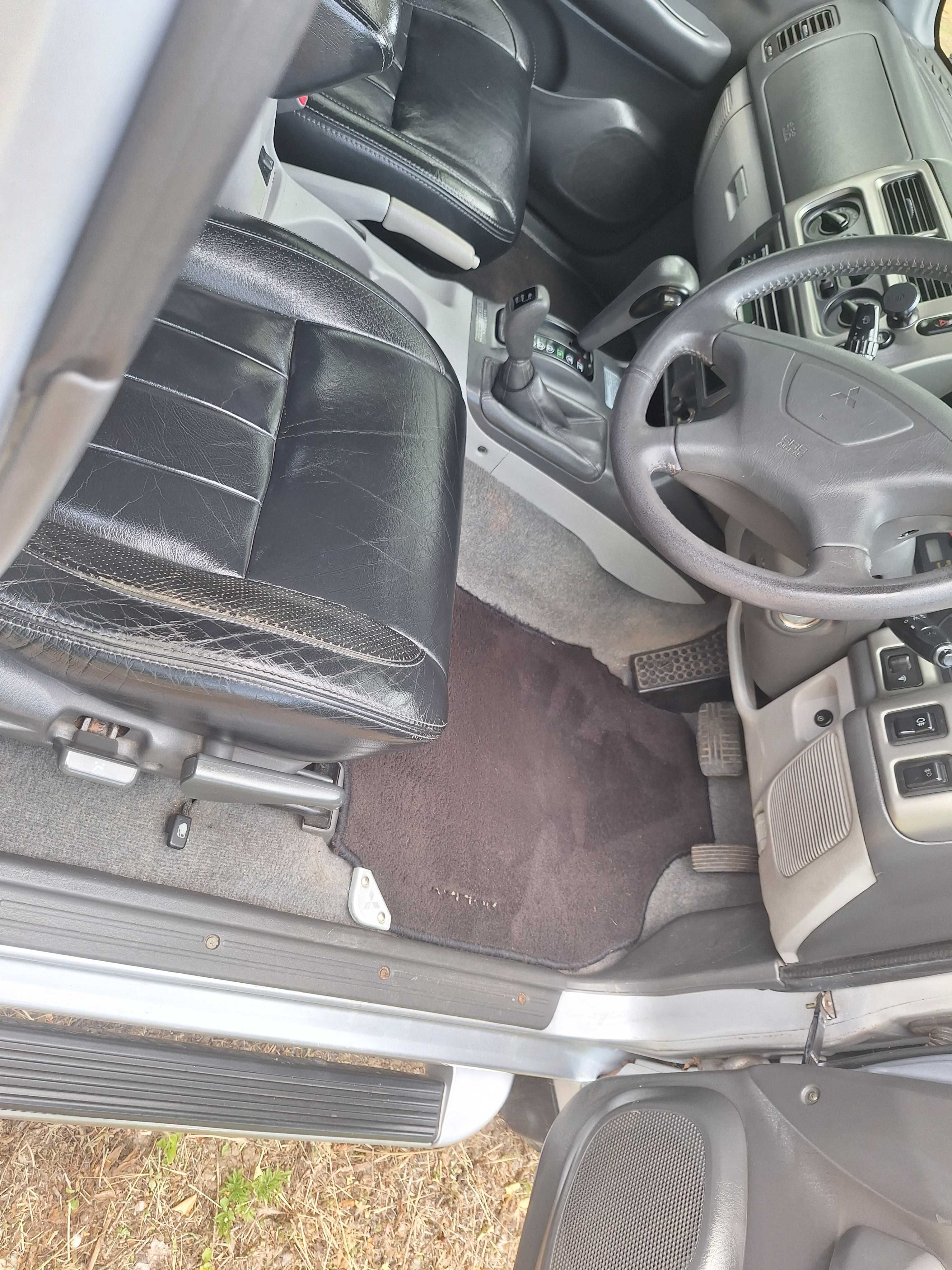 Mitsubishi Pajero sport 3.0 V6